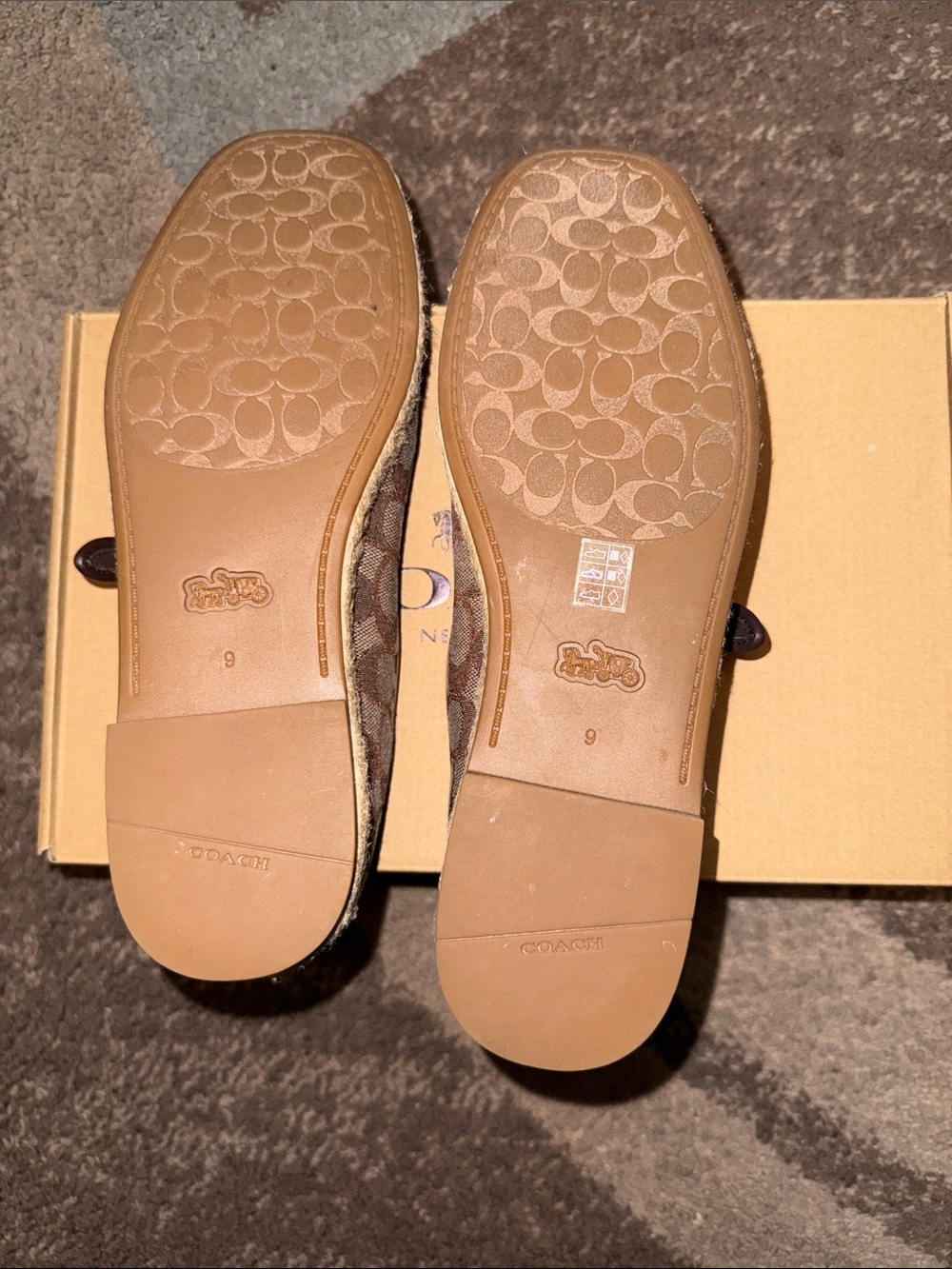 Coach Mary Jane Espadrille
In Signature Jacquard- women’s size 9 - Picture 6 of 6